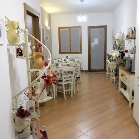 Dimora Del Casale לינה וארוחת בוקר ברינדיזי
