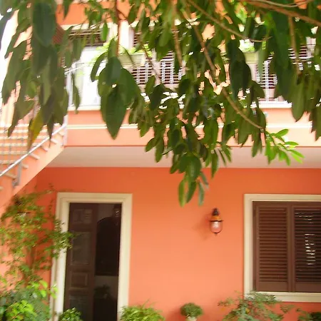 Dimora Del Casale לינה וארוחת בוקר ברינדיזי