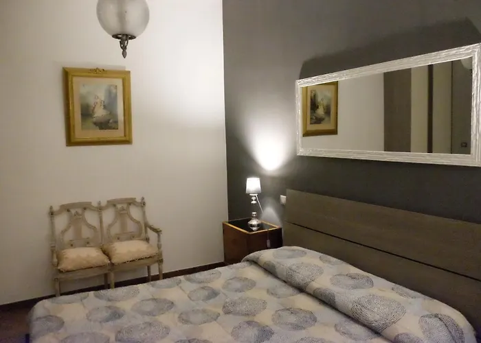 Bed & Breakfast Dimora Del Casale 4*
